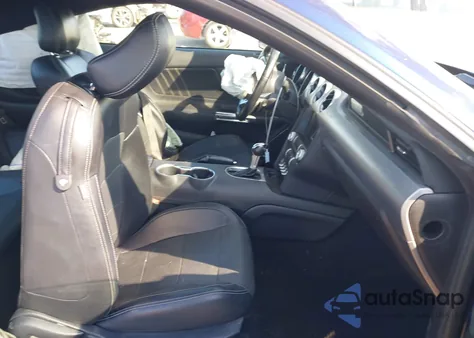 2019 Ford Mustang Ecoboost Premium z USA, uszkodzony, nr VIN 1FA6P8TH1K5192756